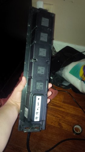 plug hub.jpg