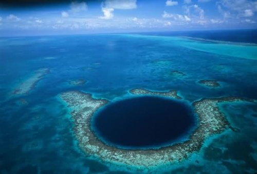 Blue-Hole-Belize.jpg Blue-Hole-Belize.jpg