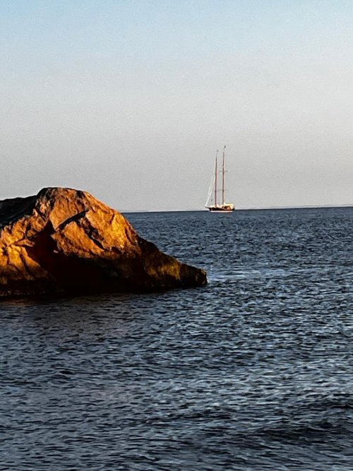 Sailboat.jpg